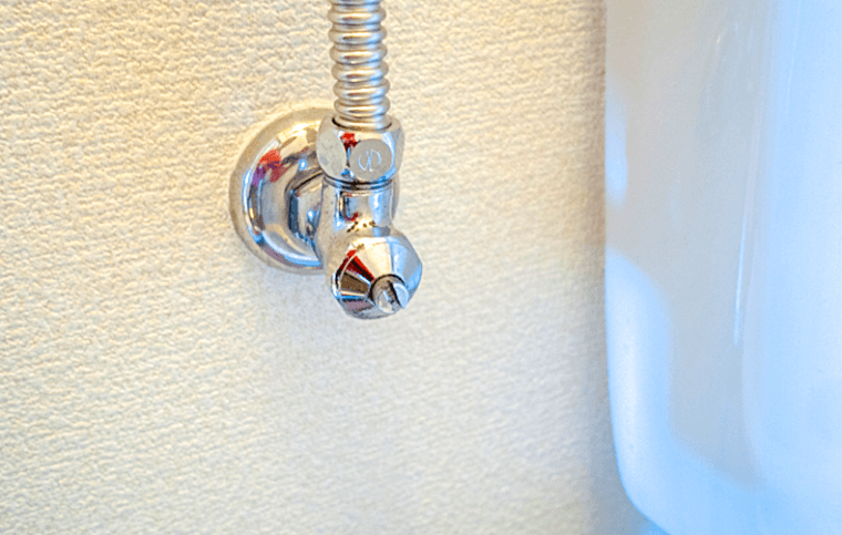 抑えておこう！
トイレの止水栓の閉め方や役割、調整方法:イメージ