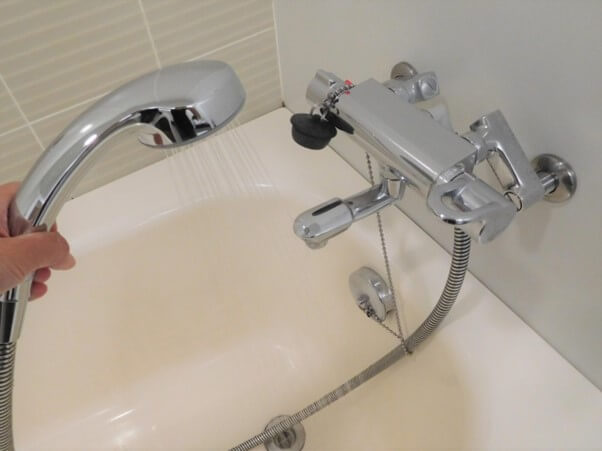 浴槽の蛇口は自分で交換できる? DIYするときの注意点や業者へ依頼するメリット:イメージ